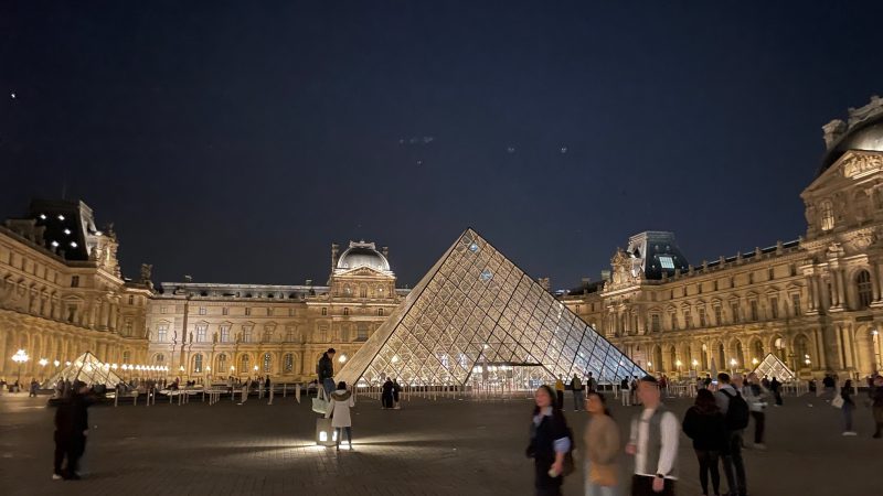 Glass Pyramid Louvre